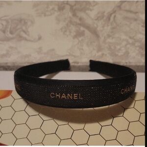 Elegant Black and Gold Headband